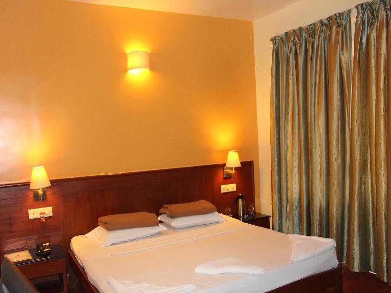 Lambana Resort Calangute Exteriör bild