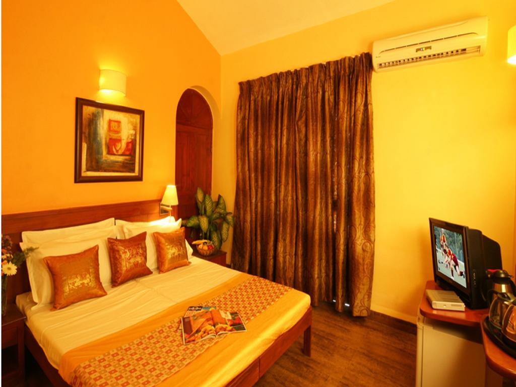 Lambana Resort Calangute Rum bild